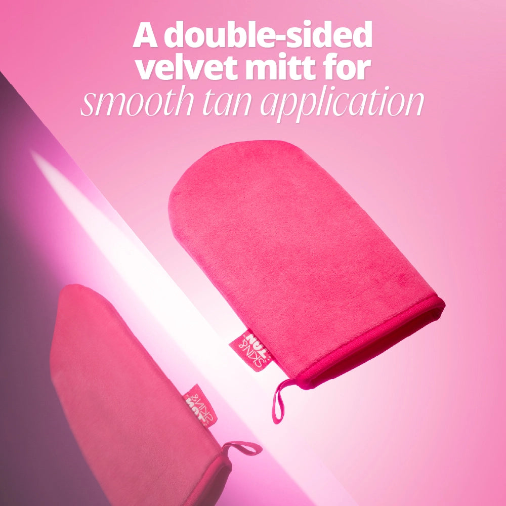 A double-sided velvet mitt for smooth tan application